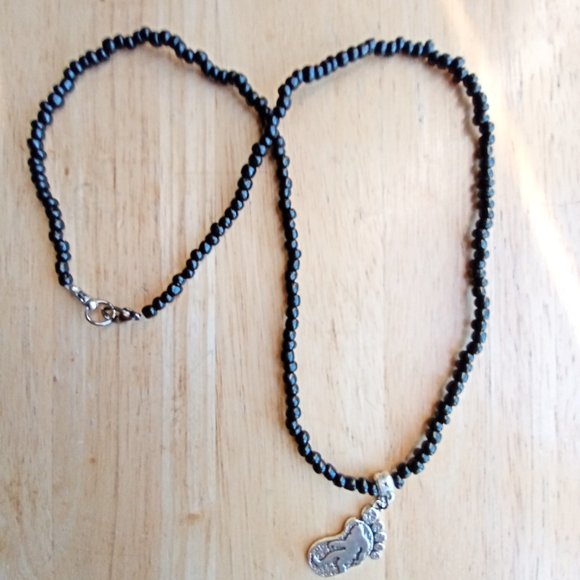 Bigfoot Sasquatch black beaded Necklace 20" - Picture 4 of 6